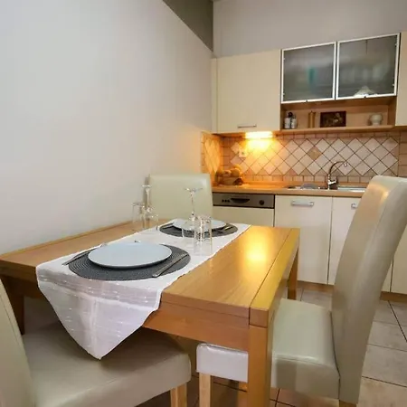 “katerina's Guest House” *